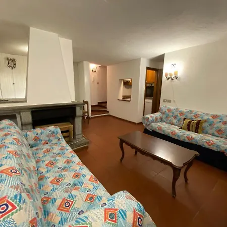 Caratteristico Quadrilocale In Zona Centrale Apartment *