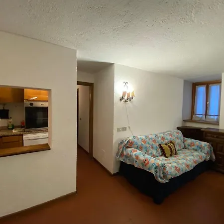 Caratteristico Quadrilocale In Zona Centrale Apartmán *